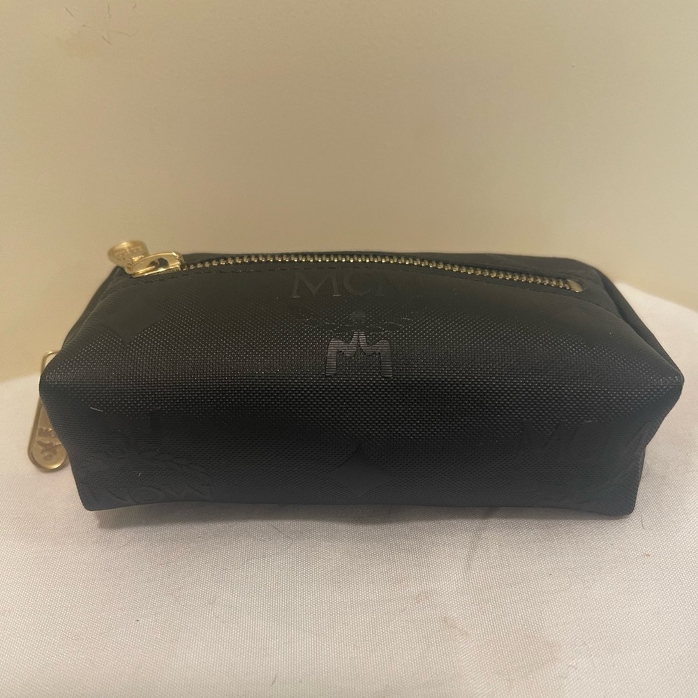 Authentic MCM Black Luxury mini Coin Pouch with Gold Hardware 4x2 inches - Picture 5 of 9